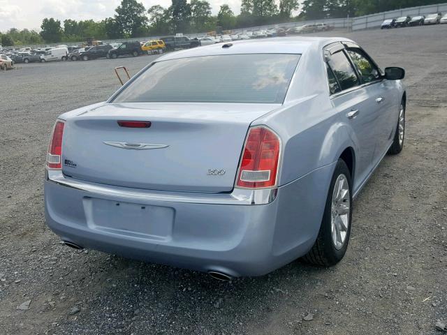 2C3CCACG0CH165926 - 2012 CHRYSLER 300 LIMITE BLUE photo 4