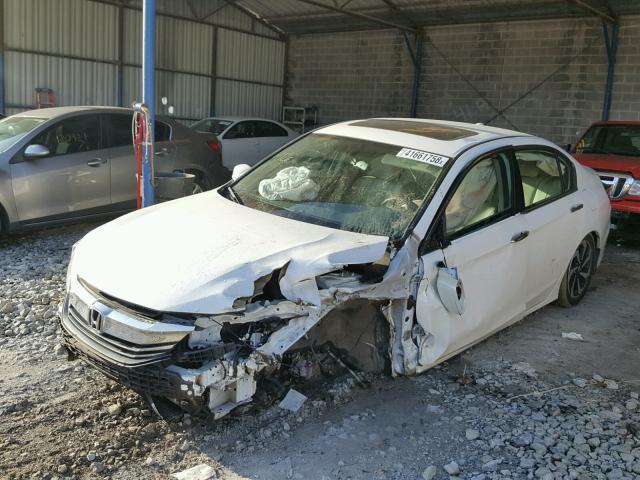 1HGCR2F84HA011361 - 2017 HONDA ACCORD EXL WHITE photo 2