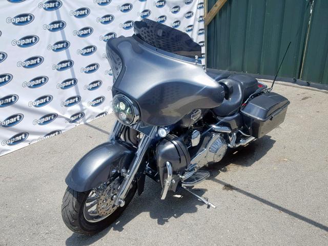 1HD1KBW156Y628607 - 2006 HARLEY-DAVIDSON FLHXI GRAY photo 2