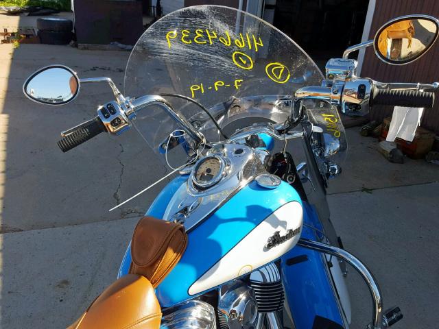56KCVAAA3J3368372 - 2018 INDIAN MOTORCYCLE CO. CHIEF VINT BLUE photo 5