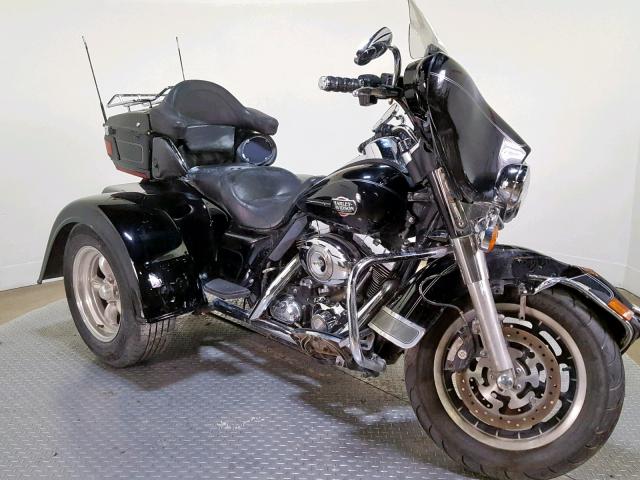 1HD1FC4188Y692561 - 2008 HARLEY-DAVIDSON FLHTCUI BLACK photo 2