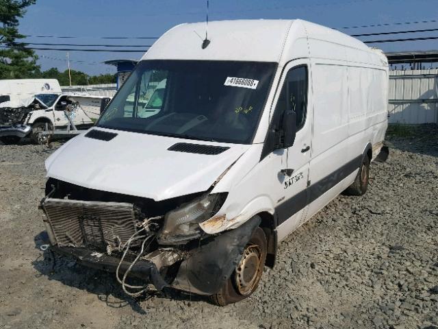 WDYPE8DC8F5989376 - 2015 FREIGHTLINER SPRINTER 2 WHITE photo 2