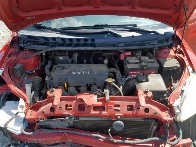 JTDBT923071005389 - 2007 TOYOTA YARIS RED photo 7