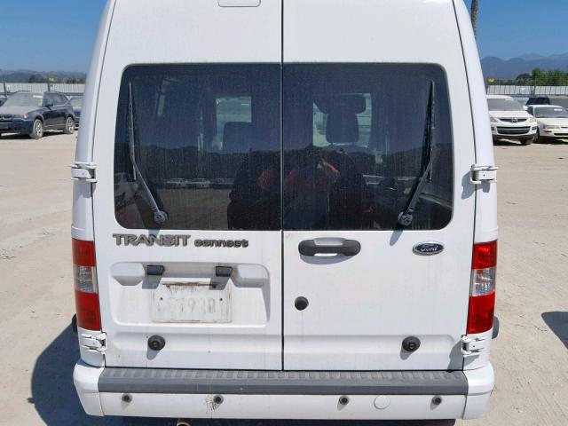 NM0LS7DN9BT062257 - 2011 FORD TRANSIT CO WHITE photo 9