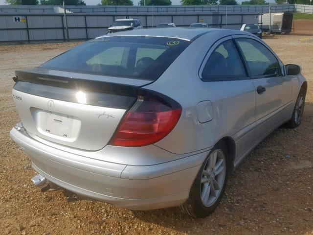 WDBRN64J13A437632 - 2003 MERCEDES-BENZ C 320 SPOR SILVER photo 4