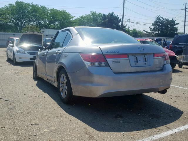 1HGCP2F60BA014723 - 2011 HONDA ACCORD SE SILVER photo 3