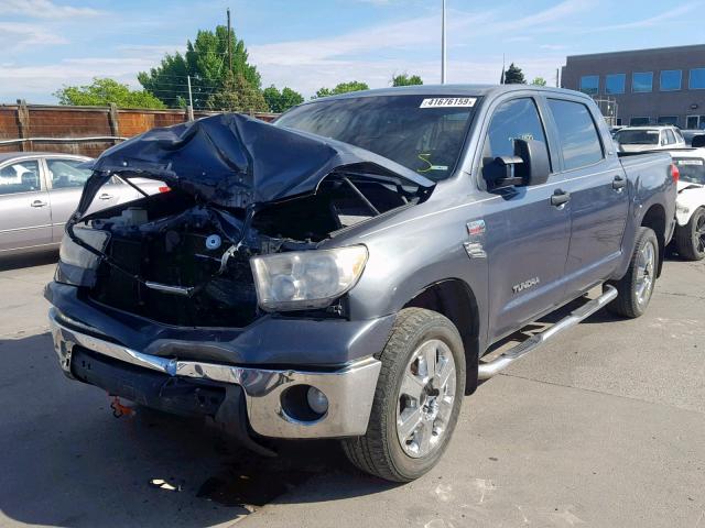 5TFDV54168X061228 - 2008 TOYOTA TUNDRA CRE GRAY photo 2