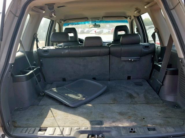 2HKYF18155H560580 - 2005 HONDA PILOT LX SILVER photo 9