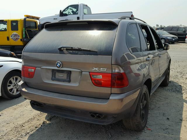 5UXFB53514LV08487 - 2004 BMW X5 4.4I BROWN photo 4