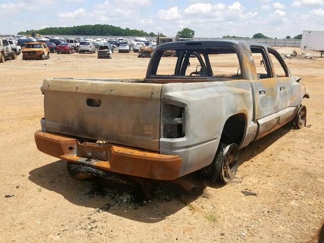 1D7HE48N68S506238 - 2008 DODGE DAKOTA QUA BURN photo 4