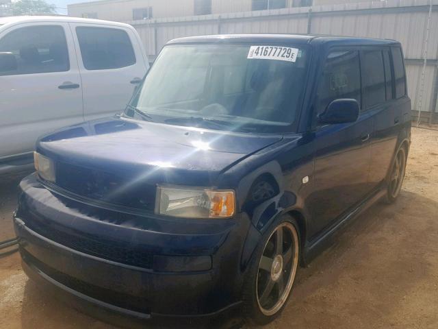 JTLKT334450176058 - 2005 TOYOTA SCION XB BLACK photo 2