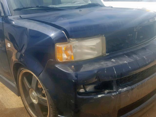 JTLKT334450176058 - 2005 TOYOTA SCION XB BLACK photo 9