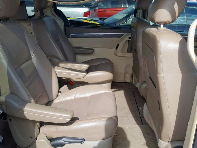 2V8HW34149R586330 - 2009 VOLKSWAGEN ROUTAN SE TAN photo 6