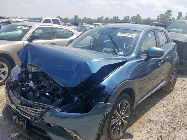 JM1DKDD71J0331066 - 2018 MAZDA CX-3 GRAND BLUE photo 2