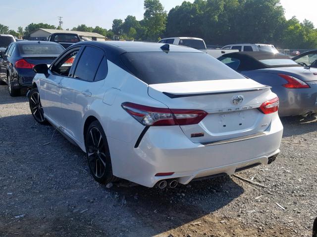 4T1B61HK4KU208411 - 2019 TOYOTA CAMRY XSE WHITE photo 3