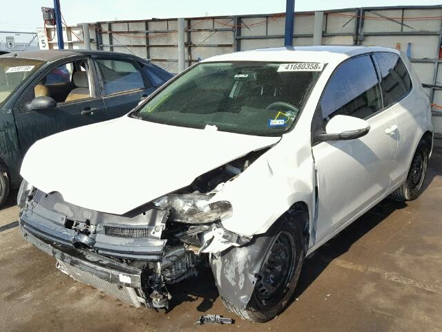 WVWBB7AJ5DW092163 - 2013 VOLKSWAGEN GOLF 白色 照片 2