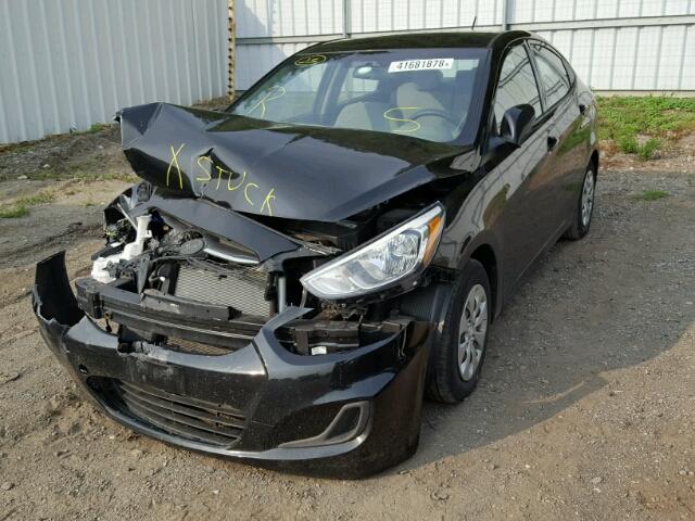 KMHCT4AE5GU987635 - 2016 HYUNDAI ACCENT SE BLACK photo 2