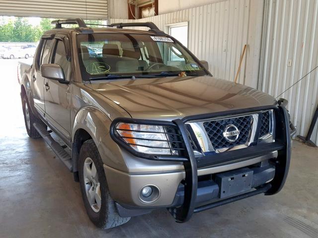 1N6AD07W36C444285 - 2006 NISSAN FRONTIER C TAN photo 2