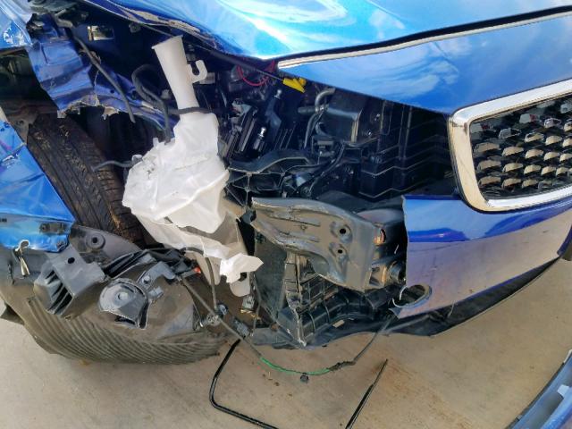 3KPFL4A80HE088080 - 2017 KIA FORTE EX BLUE photo 9