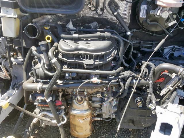 3C6URVJG4JE136454 - 2018 RAM PROMASTER 白色 照片 7