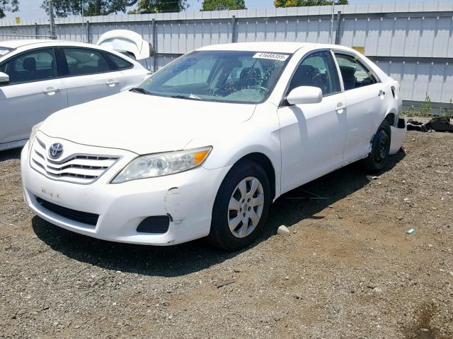 4T4BF3EK5BR109764 - 2011 TOYOTA CAMRY BASE YELLOW photo 2