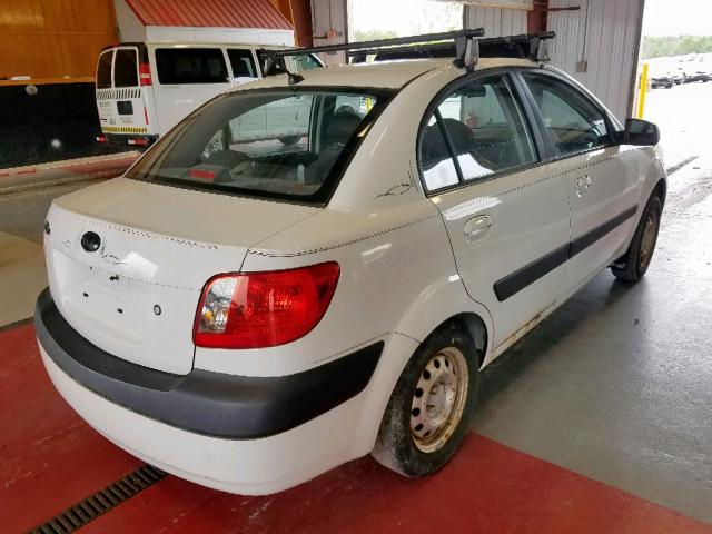 KNADE123666134806 - 2006 KIA RIO WHITE photo 4