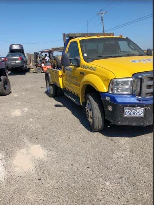 1FDAF56P56EA19056 - 2006 FORD F550 SUPER YELLOW photo 2