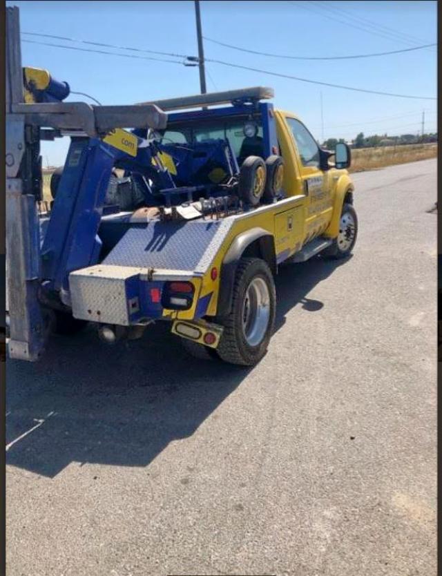 1FDAF56P56EA19056 - 2006 FORD F550 SUPER YELLOW photo 3