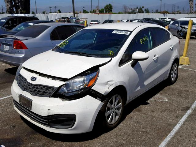 KNADM4A38D6319667 - 2013 KIA RIO LX WHITE photo 2