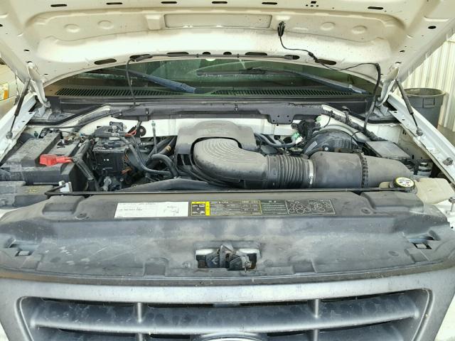 2FTRF18W74CA88127 - 2004 FORD F-150 HERI WHITE photo 7