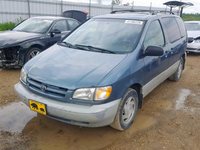 4T3ZF13CXYU251147 - 2000 TOYOTA SIENNA LE TEAL photo 2