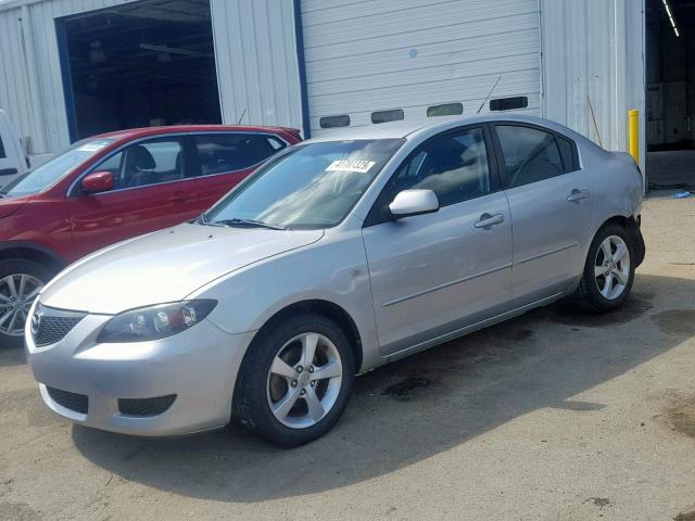 JM1BK12F961535048 - 2006 MAZDA 3 I GRAY photo 2