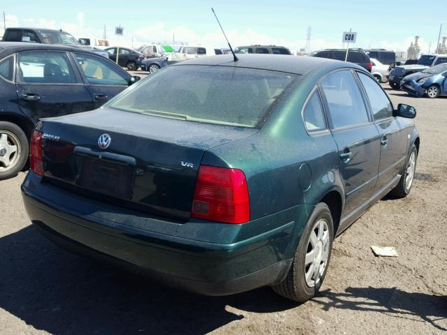 WVWPD63B5XE509596 - 1999 VOLKSWAGEN PASSAT GLX 绿色 照片 4