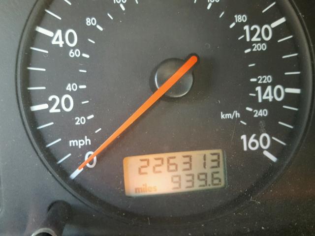 WVWPD63B5XE509596 - 1999 VOLKSWAGEN PASSAT GLX 绿色 照片 8