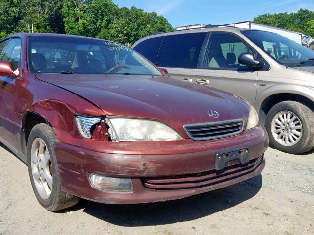 JT8BF28G010292432 - 2001 LEXUS ES 300 BURGUNDY photo 9