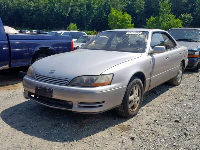 JT8BF12GXT0134282 - 1996 LEXUS ES 300 BEIGE photo 2