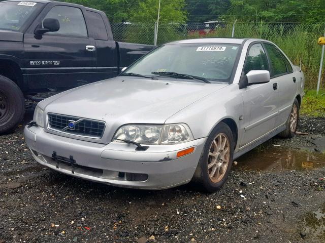 YV1VS27504F030884 - 2004 VOLVO S40 1.9T SILVER photo 2