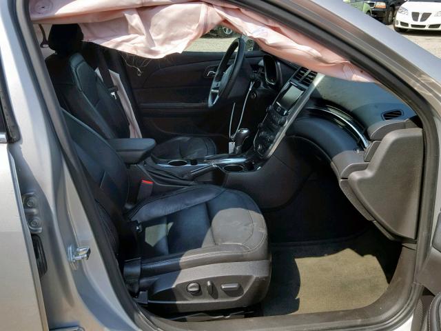 1G11F5SL5FF316130 - 2015 CHEVROLET MALIBU LTZ ვერცხლისფერი ფოტო 5