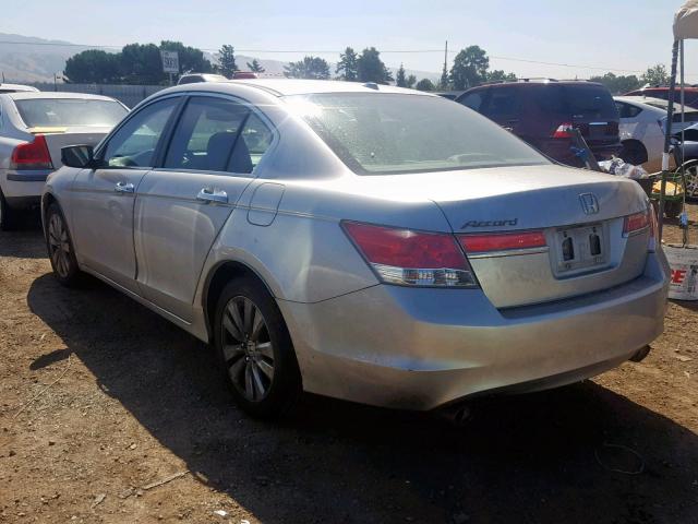 1HGCP3F86BA021943 - 2011 HONDA ACCORD EXL SILVER photo 3