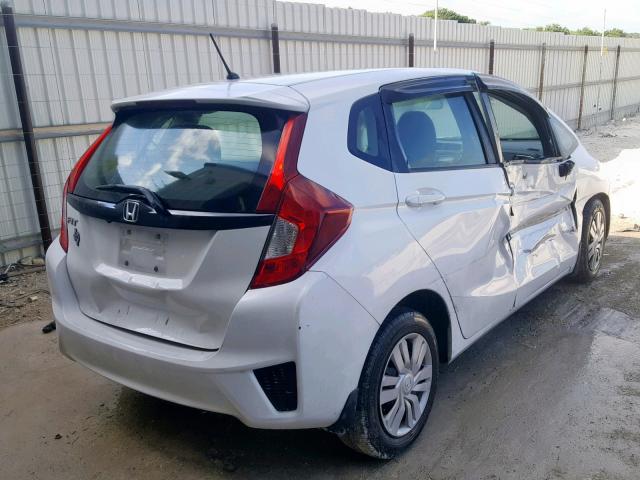 3HGGK5H52FM722938 - 2015 HONDA FIT LX WHITE photo 4