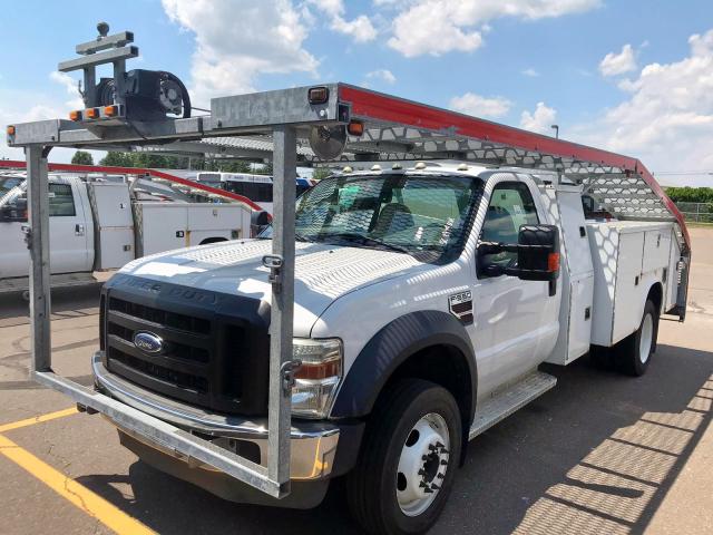 1FDAF56R88ED97070 - 2008 FORD F550 SUPER WHITE photo 2