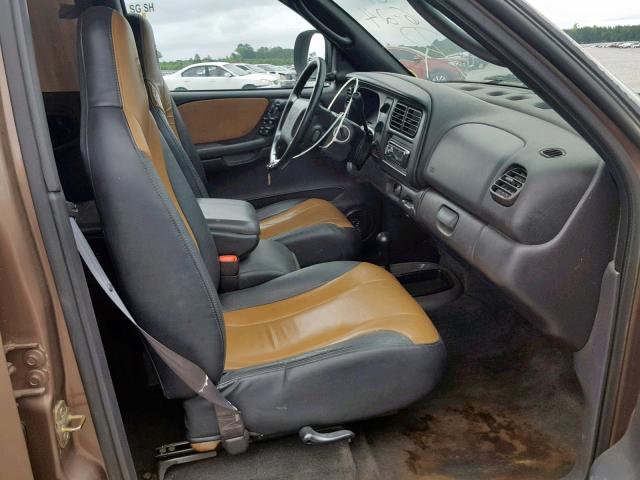 1B7HG2AZ5YS782013 - 2000 DODGE DAKOTA QUA BROWN photo 5