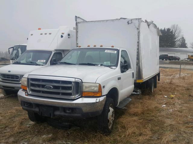 1FDAF56S2XEC40555 - 1999 FORD F550 SUPER WHITE photo 2