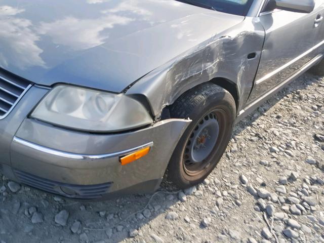 WVWPD63BX2E413245 - 2002 VOLKSWAGEN PASSAT GLS BLUE photo 9