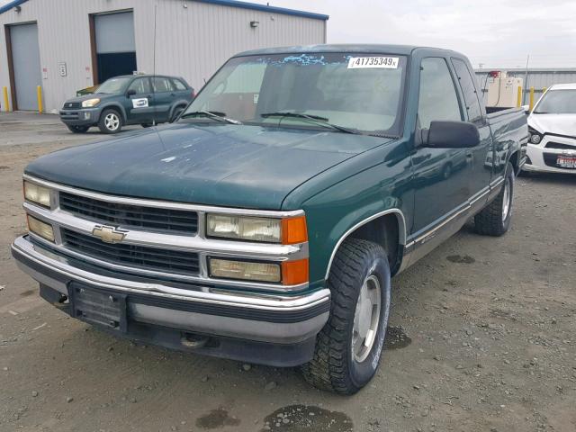 1GCEK19K3SE138373 - 1995 CHEVROLET GMT-400 K1 GREEN photo 2