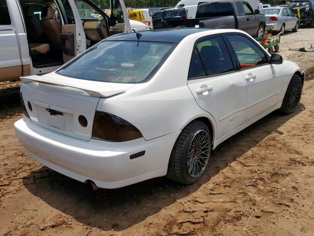 JTHBD182110029211 - 2001 LEXUS IS 300 WHITE photo 4