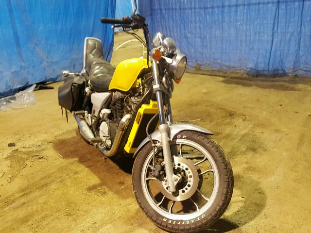 JH2RC1409DM003399 - 1983 HONDA VT750 YELLOW photo 1