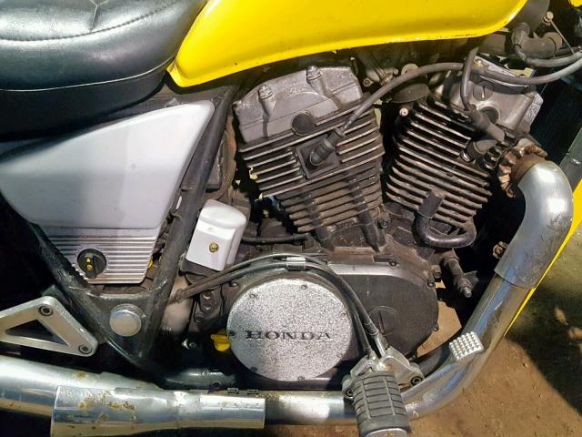 JH2RC1409DM003399 - 1983 HONDA VT750 YELLOW photo 7