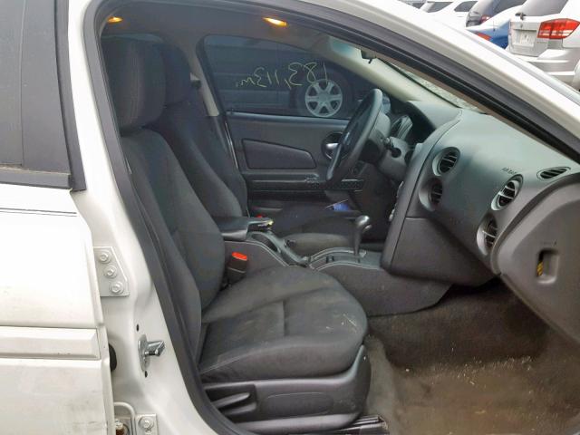 2G2WP552961156505 - 2006 PONTIAC GRAND PRIX WHITE photo 5