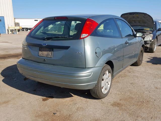 1FAFP31N96W149035 - 2006 FORD FOCUS ZX3 GRAY photo 4